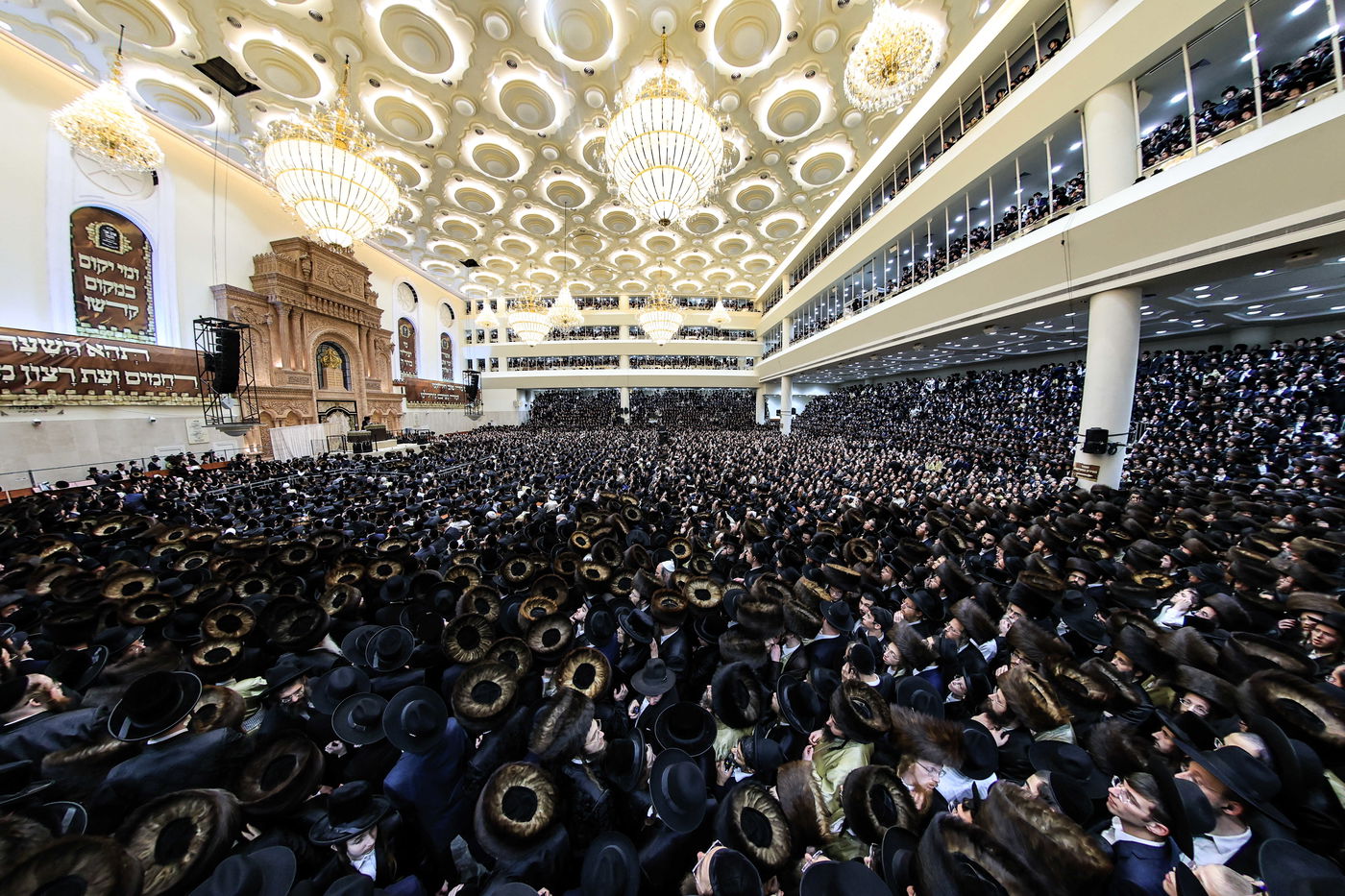 כינוס נגד פגעי הטכנולוגיה ע"י הגה"צ רבי צבי מאיר זילברברג