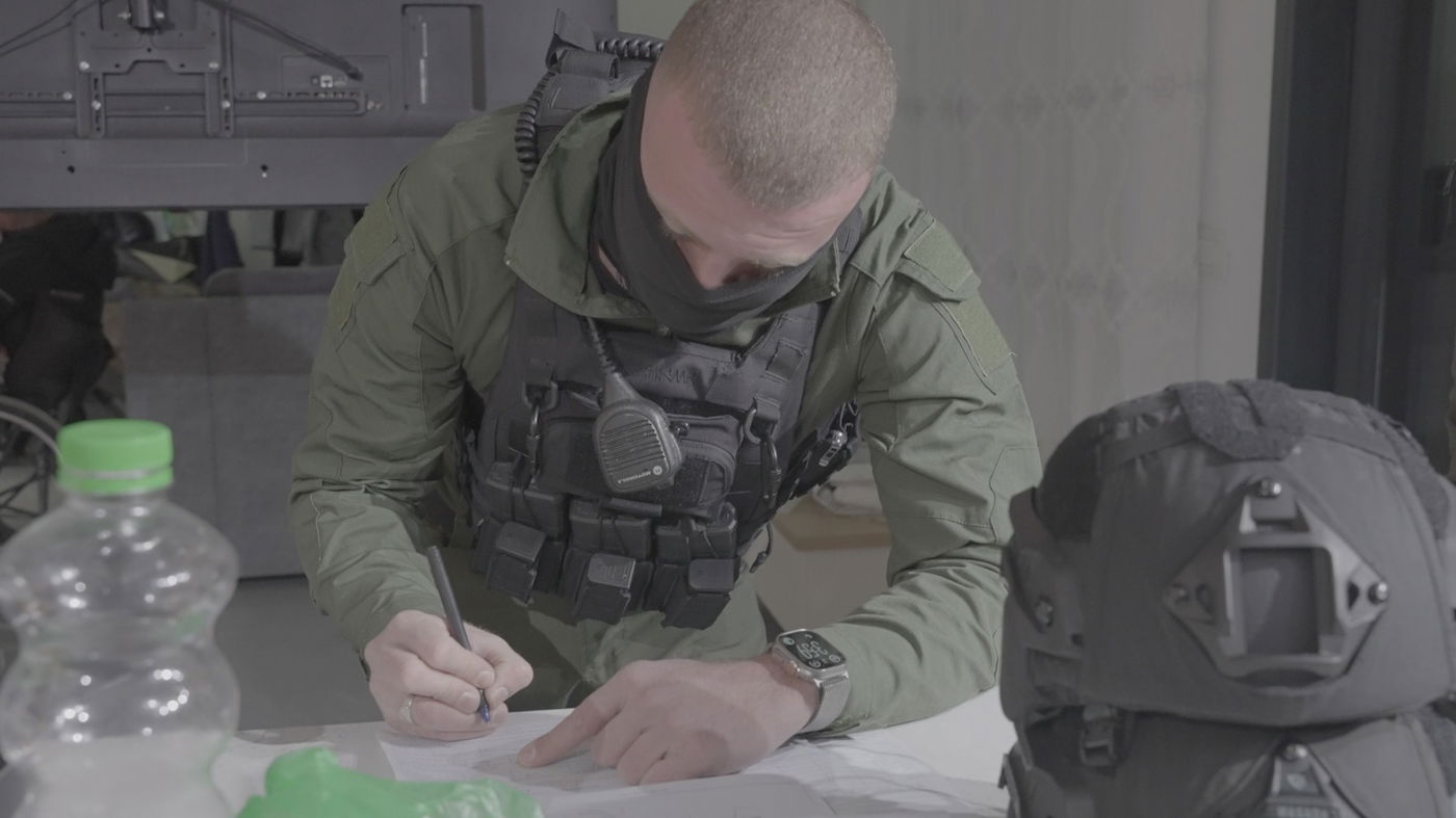 מבצע המעצרים, לפנות בוקר