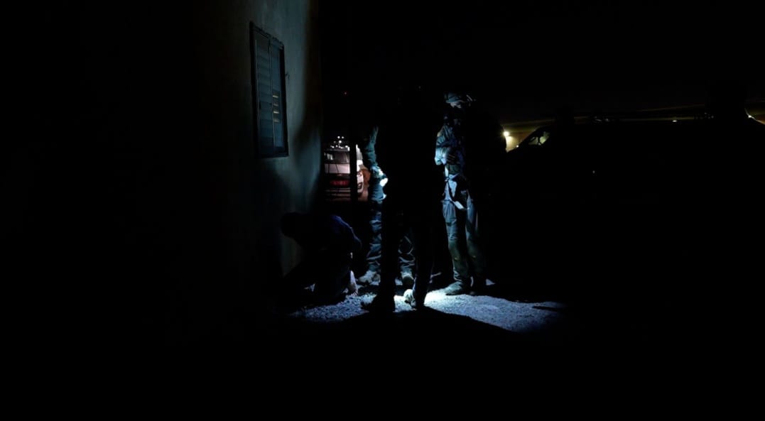 מבצע המעצרים, לפנות בוקר