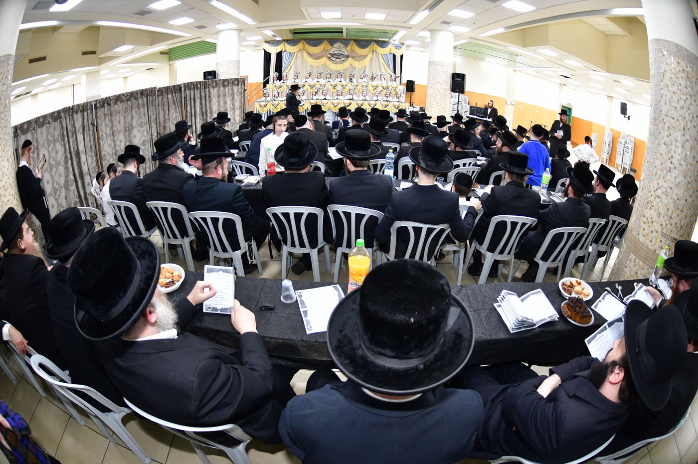 מסיבת חומש בת"ת סערט ויז'ניץ בב"ב