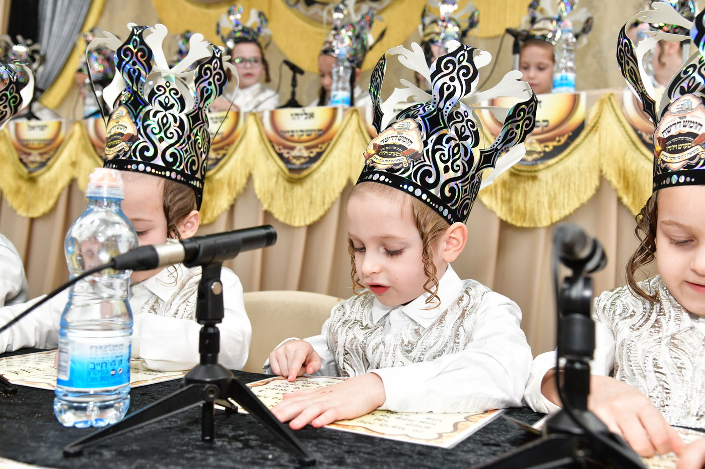 מסיבת חומש בת"ת סערט ויז'ניץ בב"ב