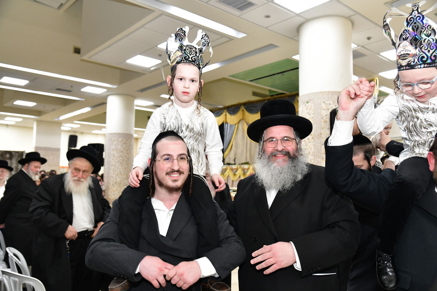 מסיבת חומש בת"ת סערט ויז'ניץ בב"ב