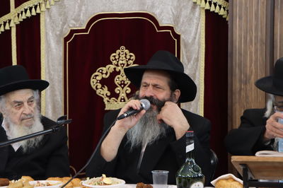 הרב שלום מרדכי רובשקין בהתוועדות י"ט כסלו