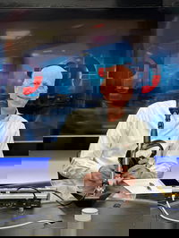 אלמונים פרצו לביתו של שדרן הרדיו החרדי - המשטרה פתחה בחקירה