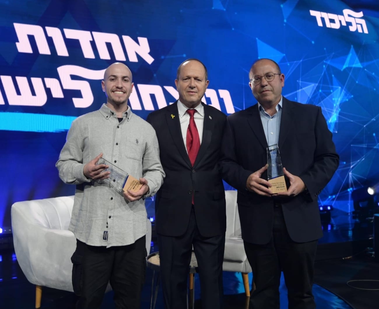 "המנהרה רעדה מההפצצות וחשבנו שתקרוס": שורד השבי איתן מור מדבר לראשונה מאז שחרורו