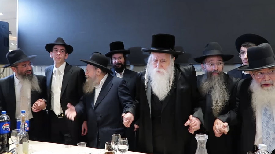 שמחת נישואי נכד המקובל הגה"צ רבי דוד בצרי