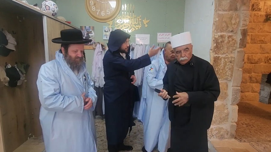 יענקל'ה קורנבליט בנבי יעפורי עם שייח ריאד חמזה וד"ר סאלים ספאדי 