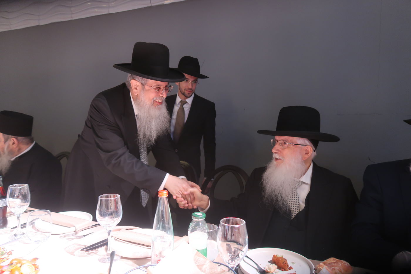 שמחת נישואי נכדי האדמו"רים רבי ברוך אבוחצירא ורבי יחיאל אבוחצירא