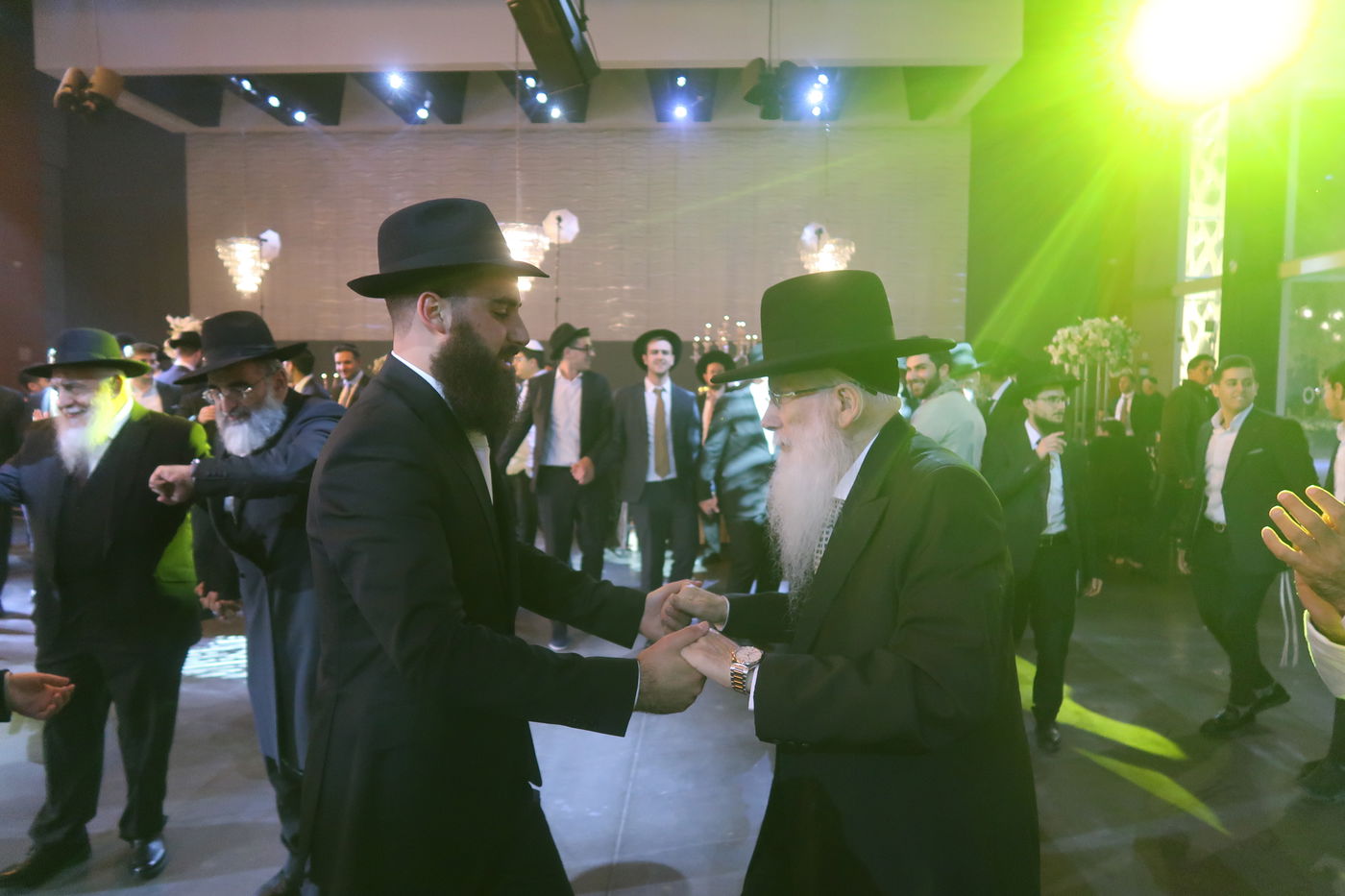 שמחת נישואי נכדי האדמו"רים רבי ברוך אבוחצירא ורבי יחיאל אבוחצירא