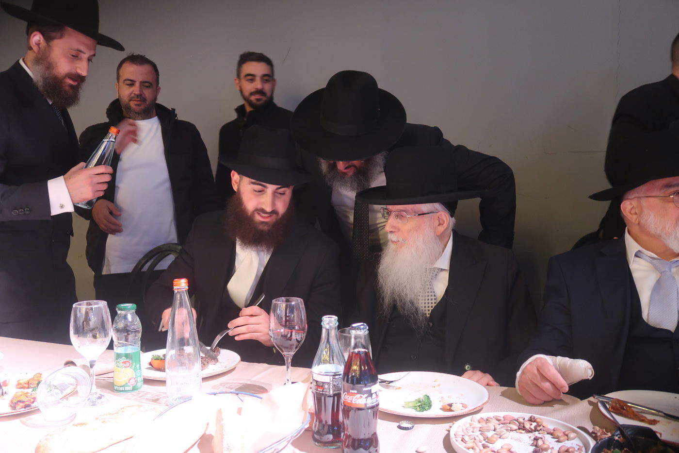 שמחת נישואי נכדי האדמו"רים רבי ברוך אבוחצירא ורבי יחיאל אבוחצירא