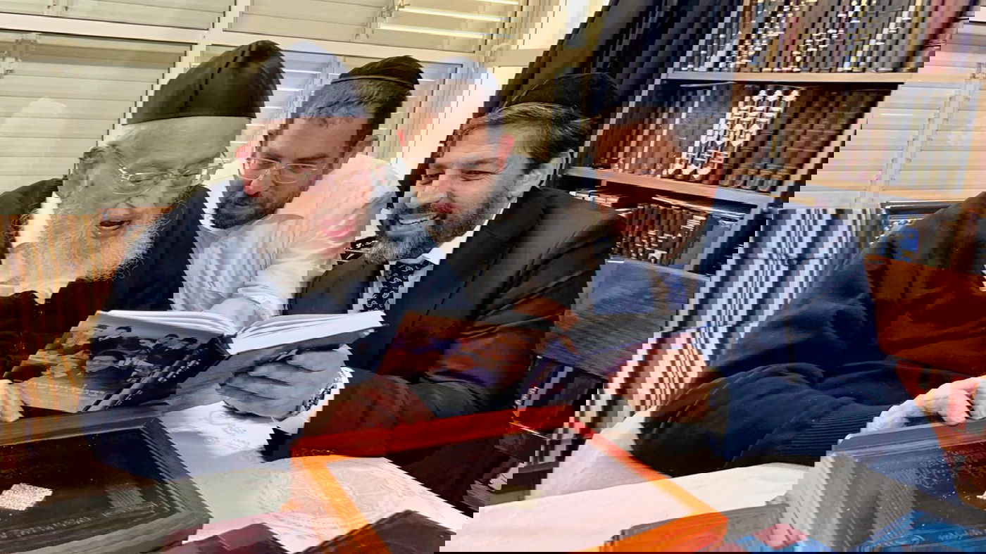 רב הסלבס במעונו של הגרמ"צ ברגמן