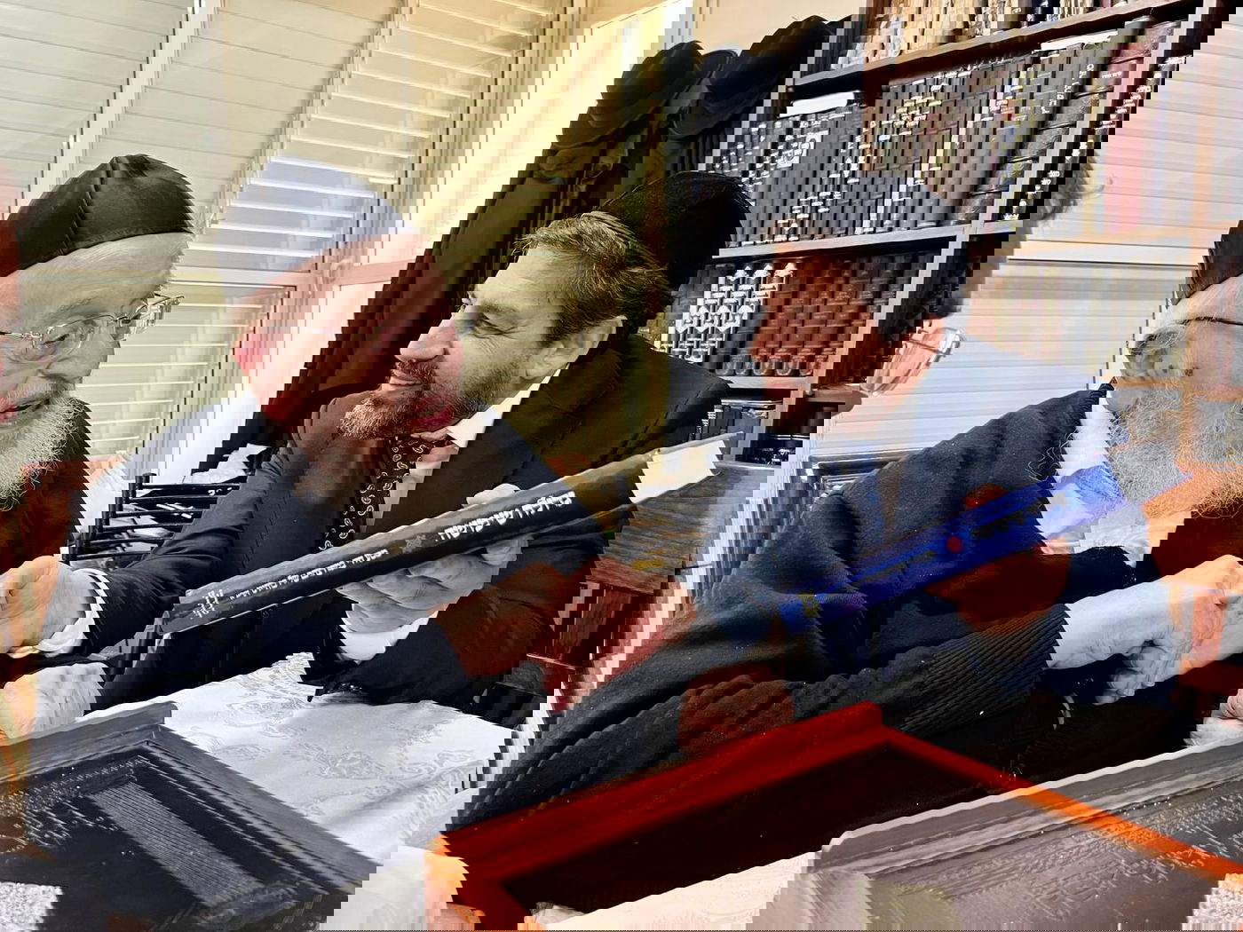 רב הסלבס במעונו של הגרמ"צ ברגמן