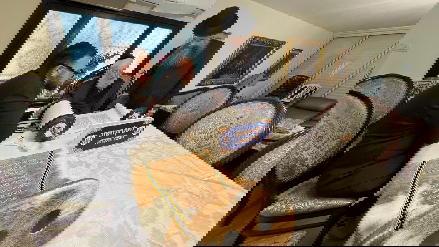 מעמד הכנסת ספר התורה של זק"א