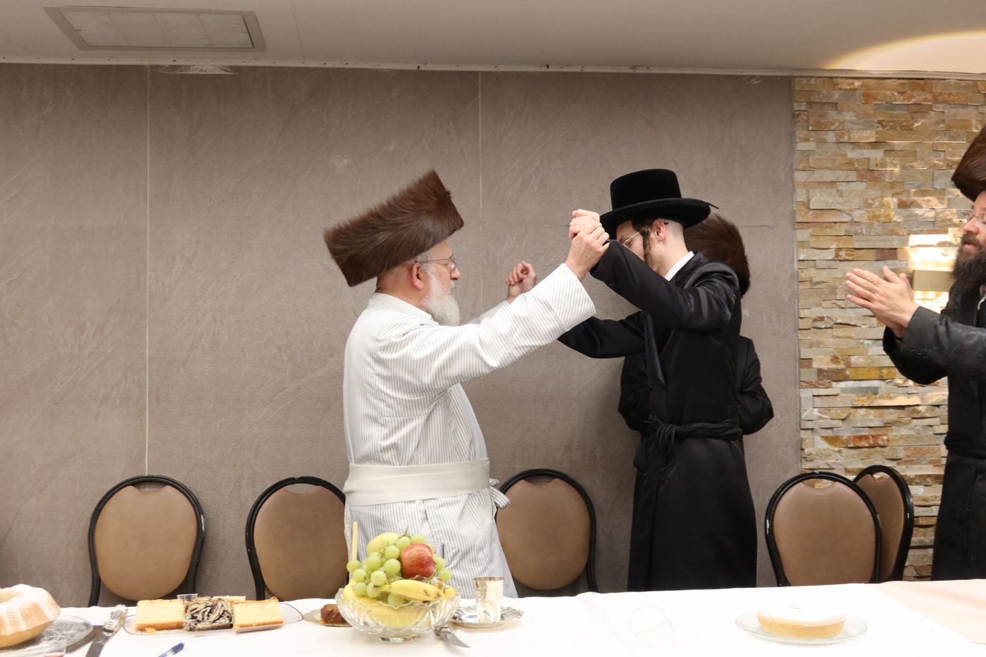 בשמחת האירוסין