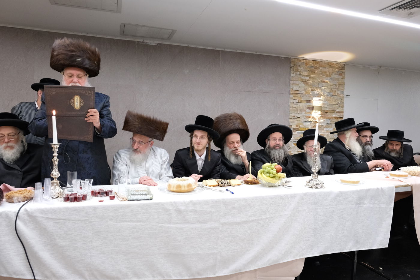 בשמחת האירוסין