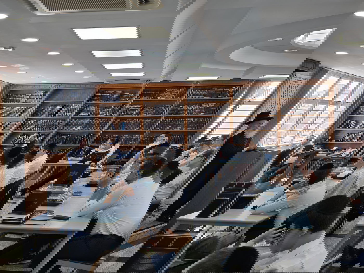  הגאון רבי זמיר כהן במסע חיזוק ברחבי ברזיל וארה"ב