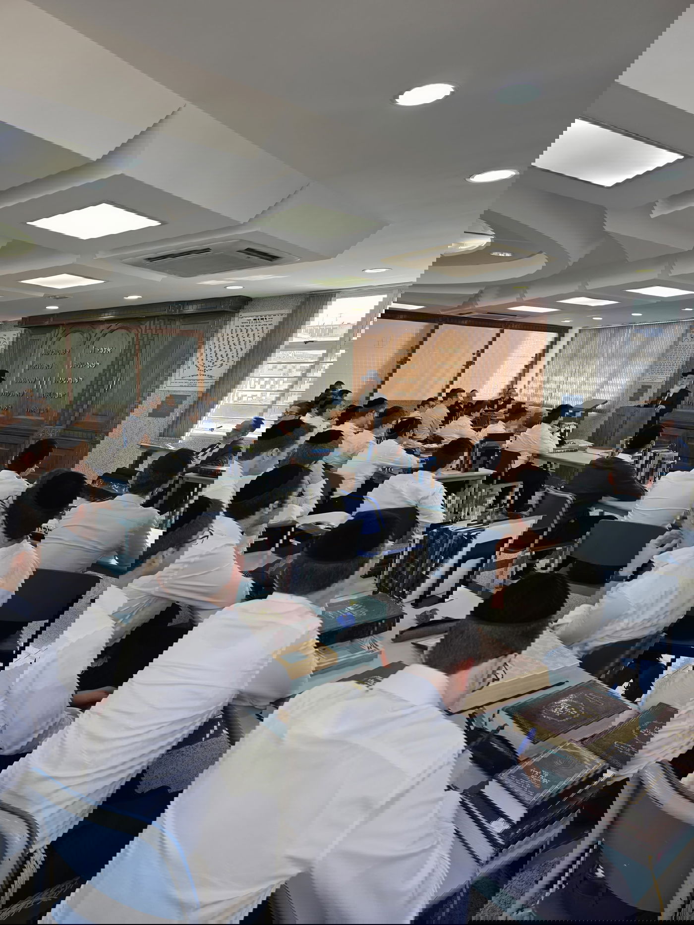  הגאון רבי זמיר כהן במסע חיזוק ברחבי ברזיל וארה"ב