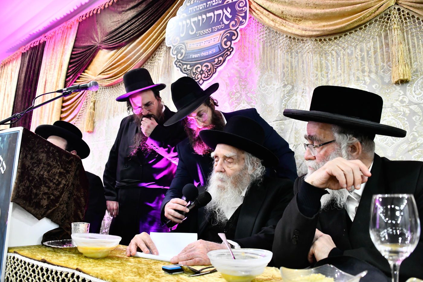 הגאון רבי צבי פרידמן בכ"א כסלו בסאטמר ב"ב