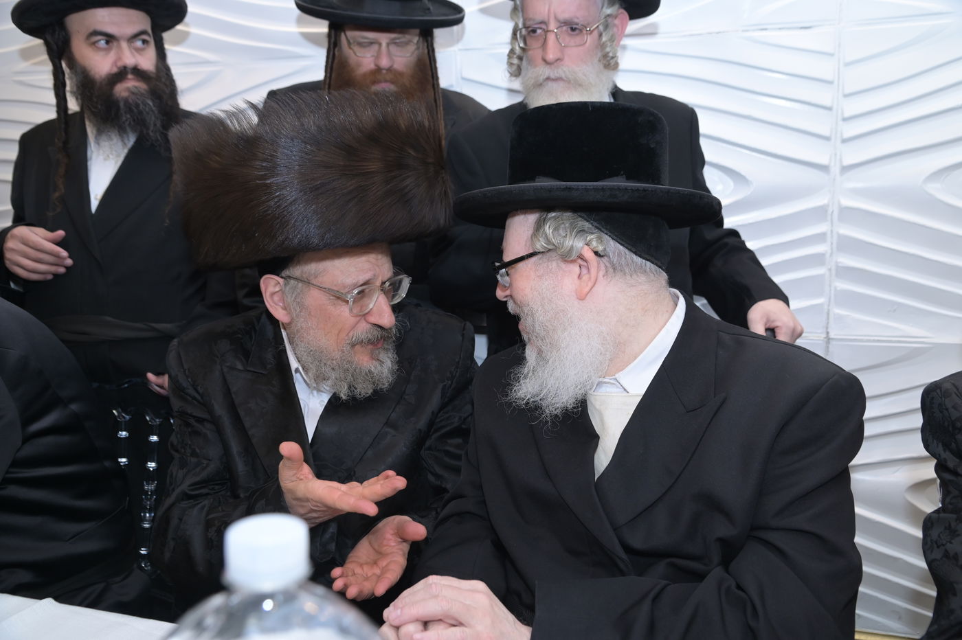 שמחת האירוסין בחצרות וואסלוי - אנטניא - קוז'ניץ