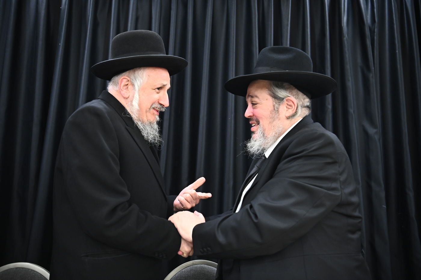 שמחת נישואי בנו של הרב יצחק קורלנסקי עם נכדת רבי שריאל רוזנברג