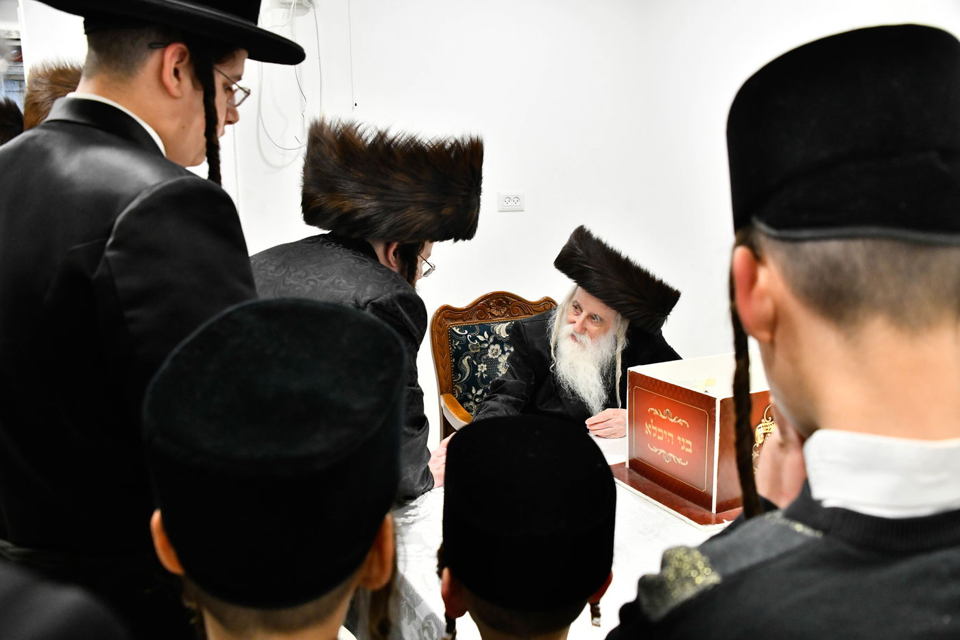 שמחת בית מכנובקא בעלזא - ערלוי - שידלובצא