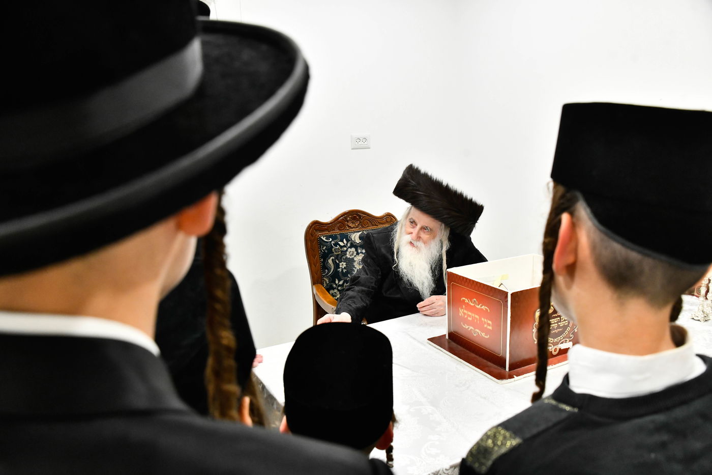 שמחת בית מכנובקא בעלזא - ערלוי - שידלובצא