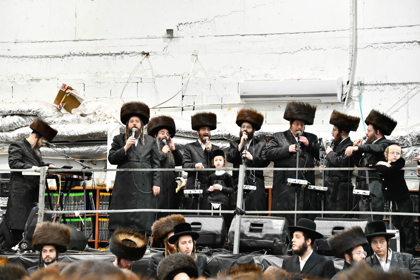 שמחת בית מכנובקא בעלזא - ערלוי - שידלובצא