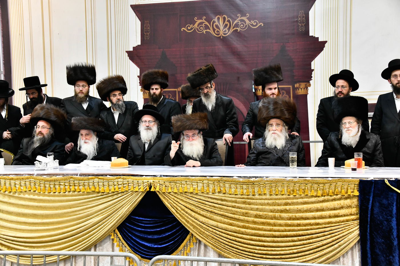 שמחת בית מכנובקא בעלזא - ערלוי - שידלובצא