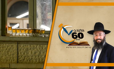 מדליק נרות חנוכה מאוחר בלילה - ערבית והדלקה, מה יעשה קודם?! • צפו