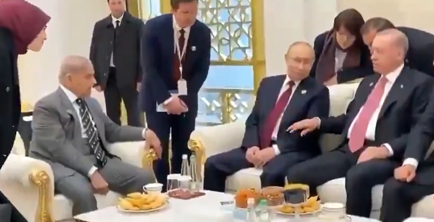 התפרץ לפגישה ראש ממשלת פקיסטן