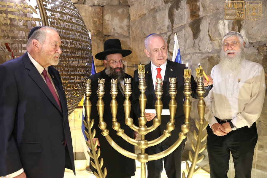 נתניהו בהדלקת נר שני של חנוכה