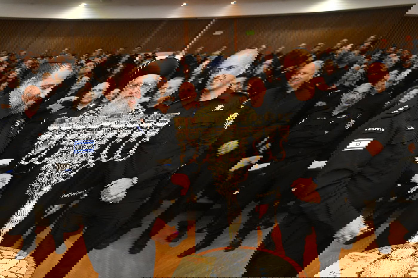 הראשון לציון בהדלקת נר בבתי הכלא