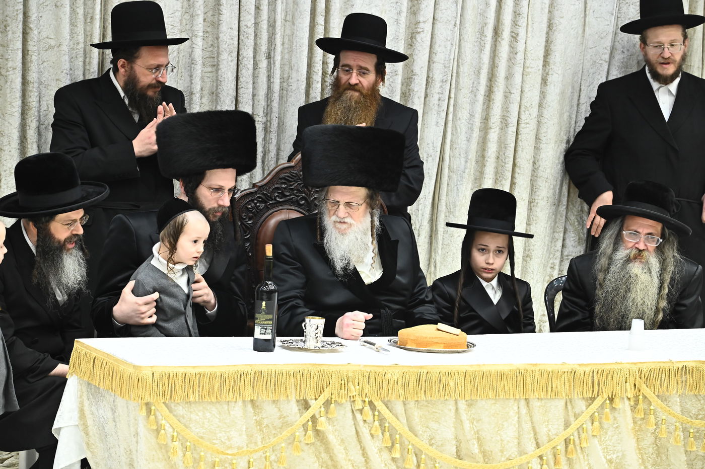 שמחת בר המצווה לנכד האדמו"ר ממודז'יץ