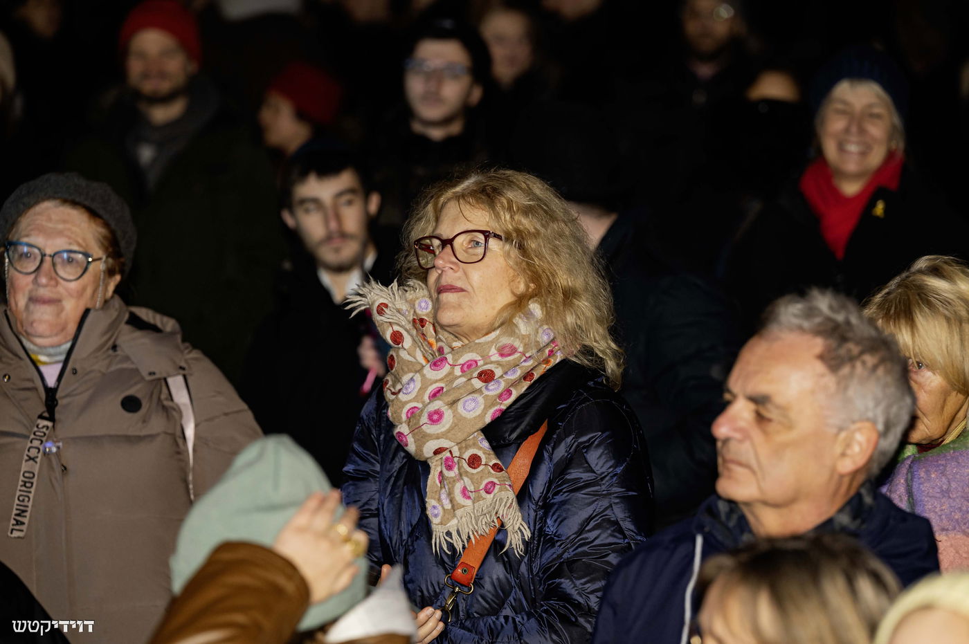 הדלקת נר חנוכה בשער ברנדנבורג בברלין