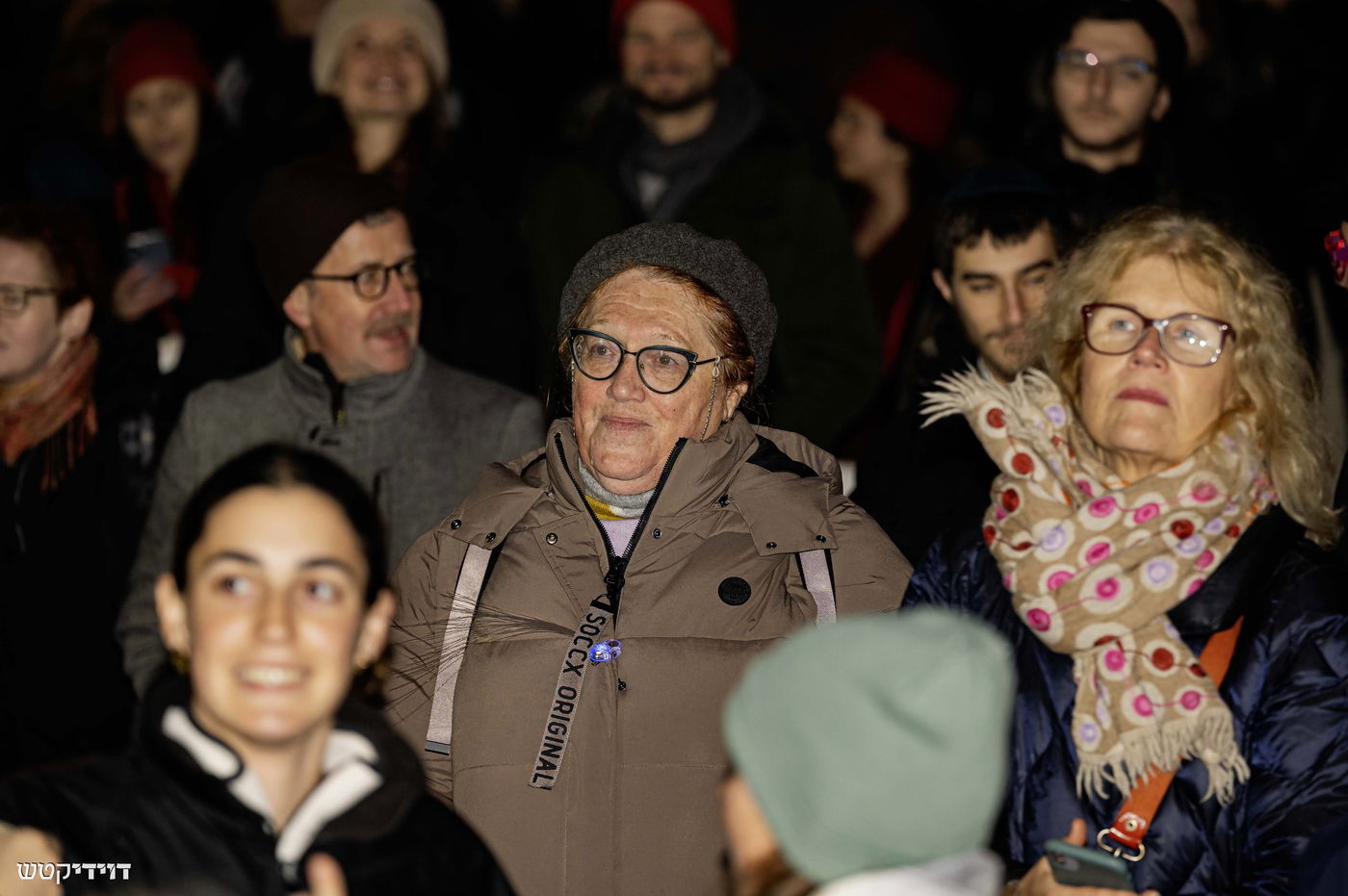 הדלקת נר חנוכה בשער ברנדנבורג בברלין