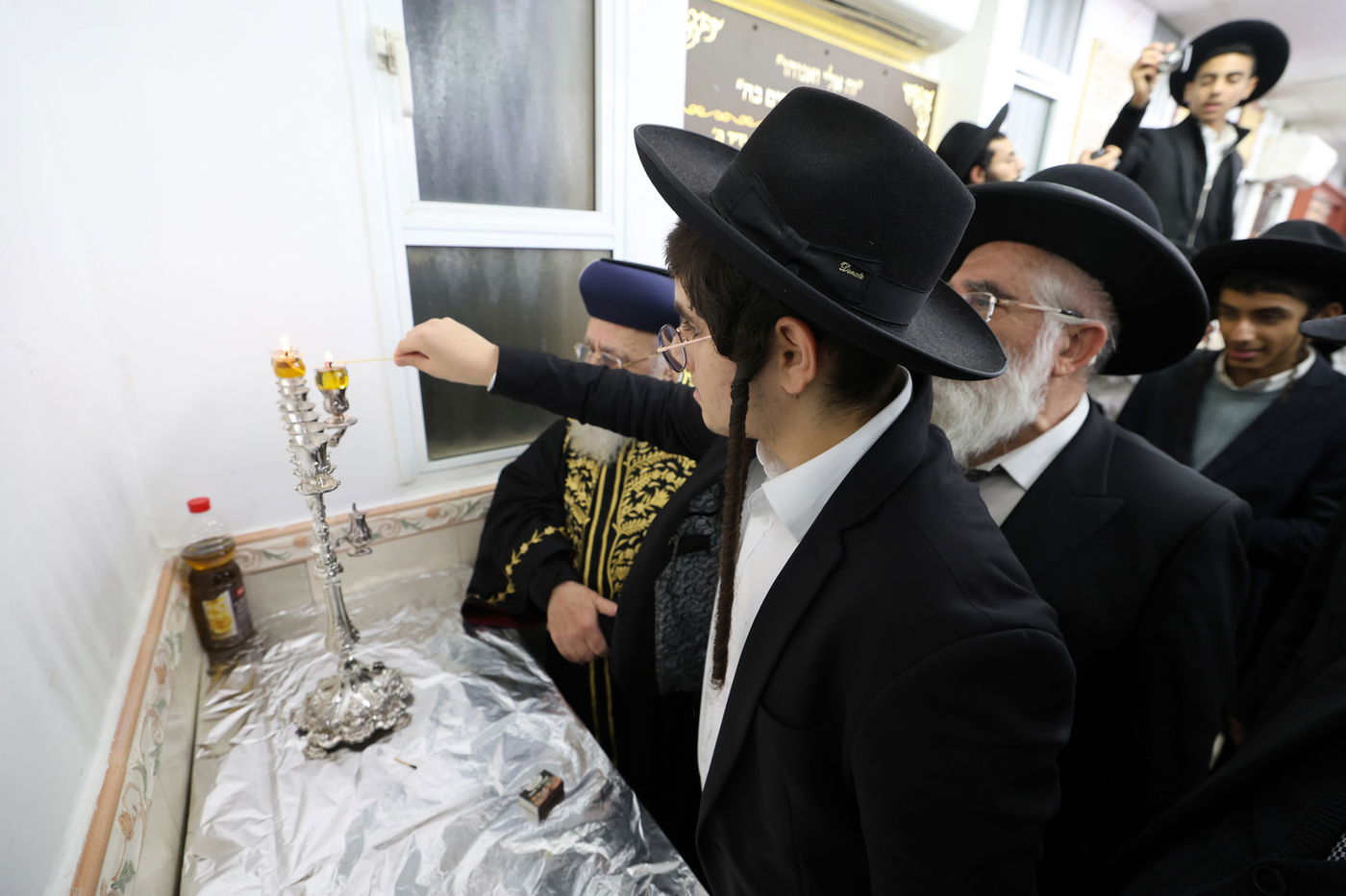 הראשל"צ הגר"י יוסף בביקור בישיבת 'אור אברהם'