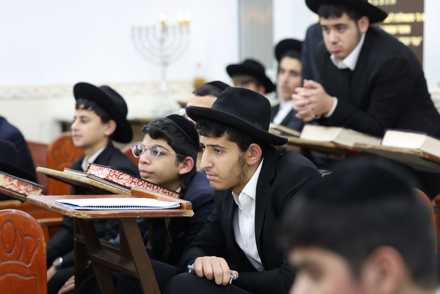 הראשל"צ הגר"י יוסף בביקור בישיבת 'אור אברהם'