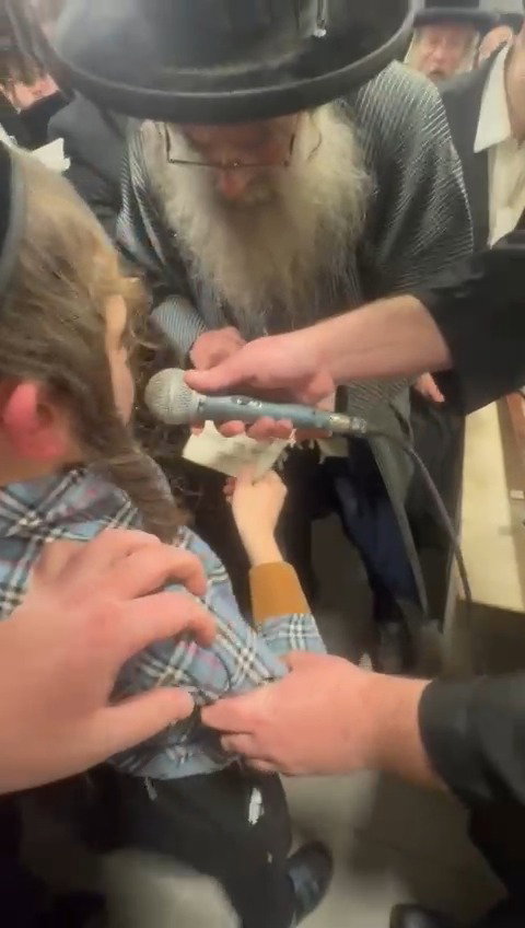 רגעי הקריעה של היתומים