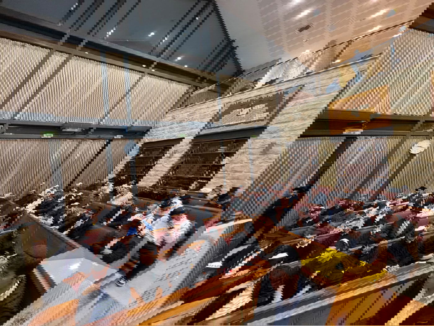 אורה של תורה: מסיבת חנוכה וטקס הסמכה לרבנים החדשים ב'נס ציונה'