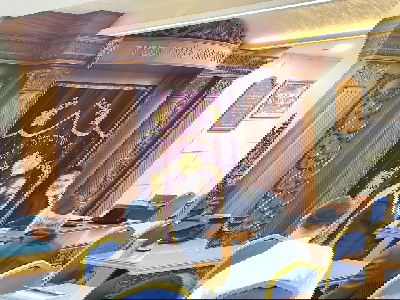 הגאון רבי אופיר מלכא בשיחה בביהמ"ד "מדרש אברהם" 