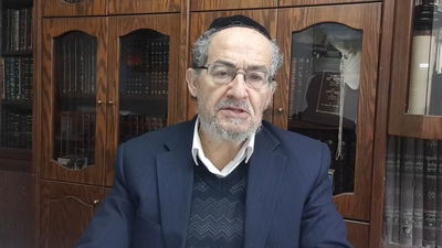 במרוקאית ובעברית: הרב מיכאל שושן עם וורט לפרשת מקץ - חנוכה • צפו