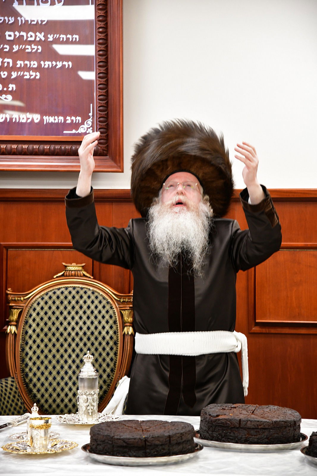 חנוכה בחצה"ק קרעטשניף קריית גת