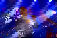 אלחנן שטיינמץ בסינגל חנוכה חדש: "ניסים בזמן הזה"