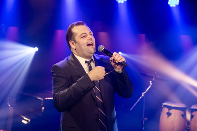 אלחנן שטיינמץ בסינגל חנוכה חדש: "ניסים בזמן הזה"