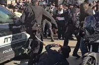 במרכז ירושלים: עימותים קשים עם המשטרה, שזרקה רימון הלם | שוטרים נפצעו