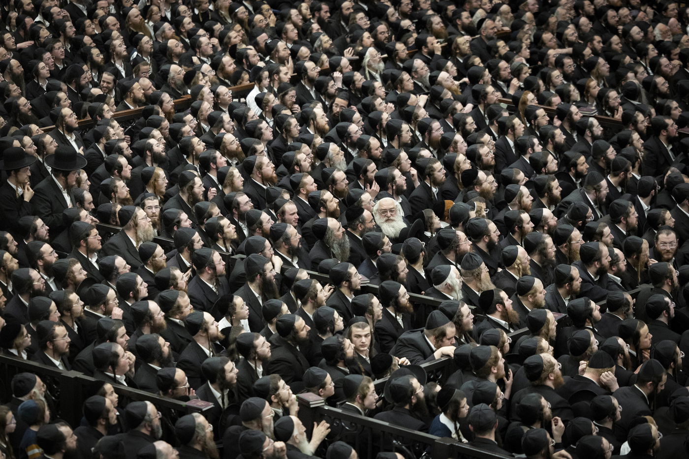 האדמו"ר מגור בהדלקת הנר הרביעי של חנוכה