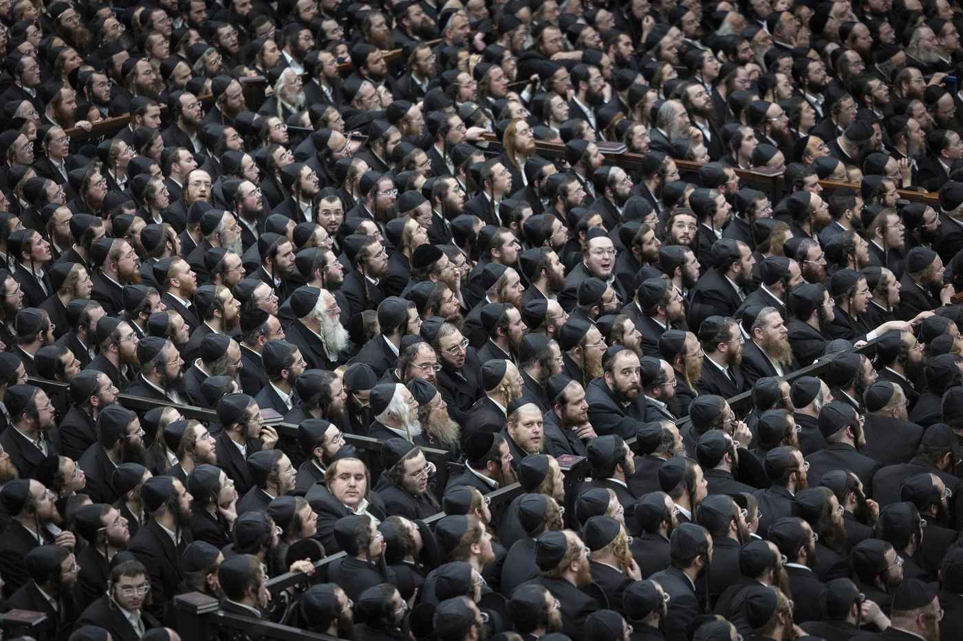 האדמו"ר מגור בהדלקת הנר הרביעי של חנוכה