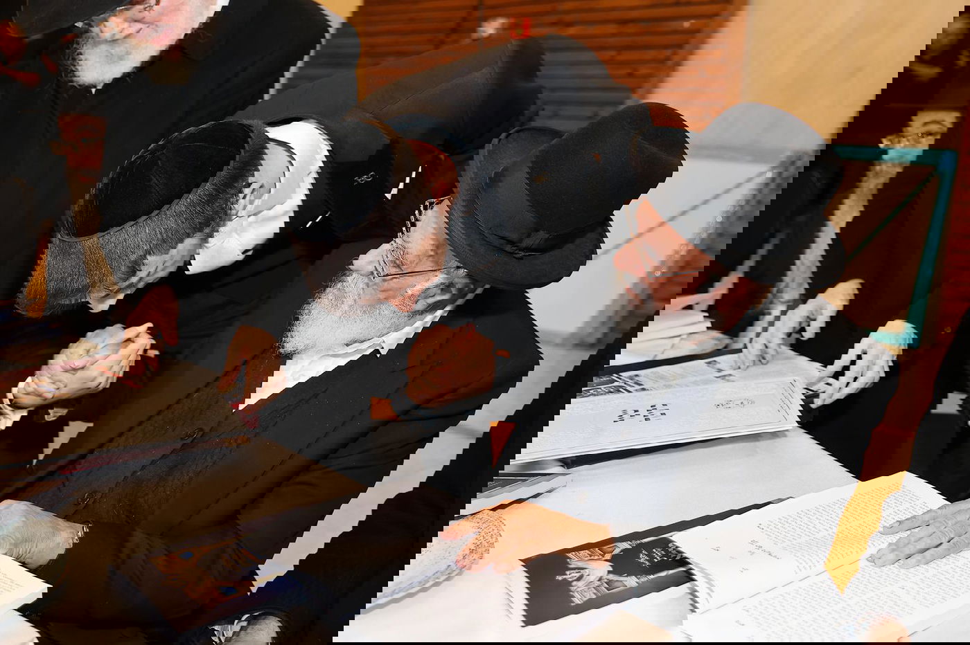 שמחת נישואי נכד הגר”מ מאזוז זצ"ל