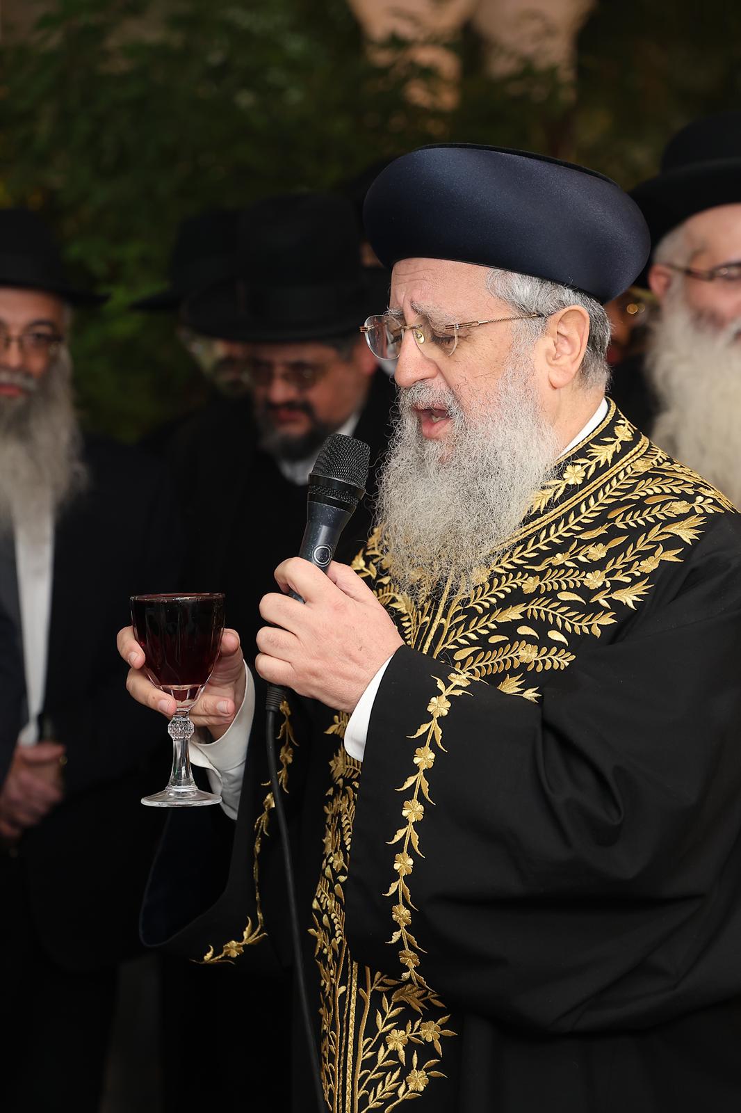 שמחת נישואי נכד הגר”מ מאזוז זצ"ל