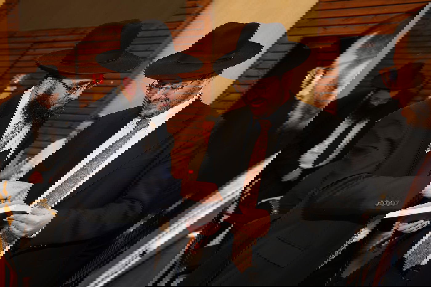 שמחת נישואי נכד הגר”מ מאזוז זצ"ל